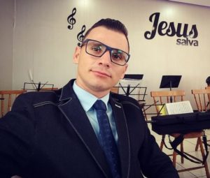 Chuva pode ter contribuído para morte de cantor gospel em acidente na rodovia 3 vitima acidente pr 444 Chuva pode ter contribuído para morte de cantor gospel em acidente na rodovia