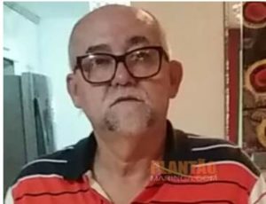 Idoso morre após sofrer mal súbito e bater moto em poste 2 motociclista acidente Idoso morre após sofrer mal súbito e bater moto em poste