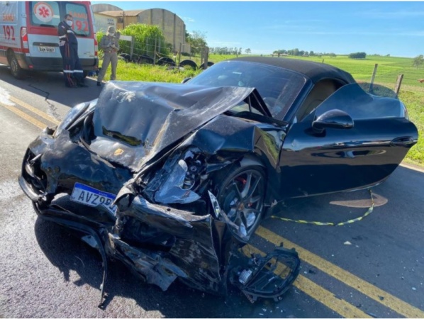 Colisão frontal deixou uma pessoa morta na rodovia PR 340 2 acidente santo inacio Colisão frontal deixou uma pessoa morta na rodovia PR 340