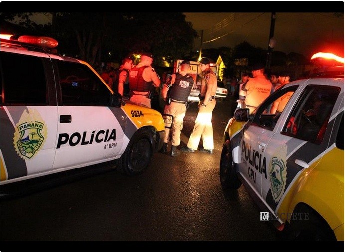 Foto de Homem é assassinado dentro de casa