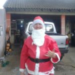 Agentes de trânsito fazem entrega de presentes de Natal 4 agentes 3 Agentes de trânsito fazem entrega de presentes de Natal