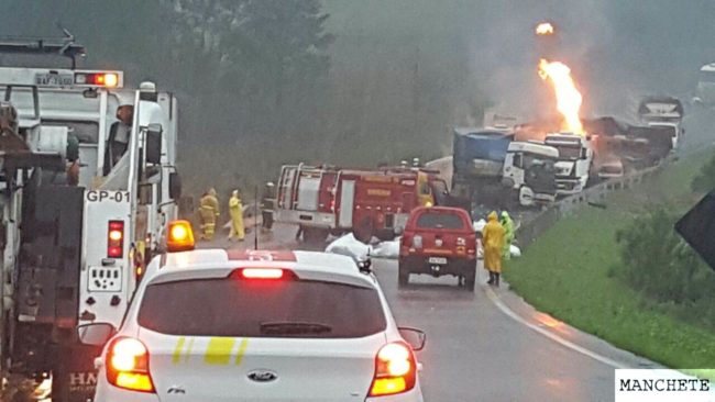Foto de Acidente na BR-277 mata 6 pessoas
