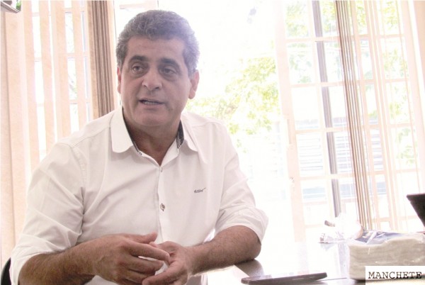 Foto de Prefeito assume a pasta da secretaria da Saúde