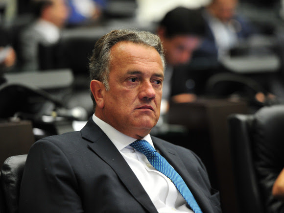 Foto de Após perder cargo na cúpula da Assembleia, deputado avisa: “tenho cópia de todos os documentos”