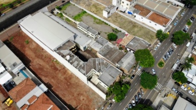 Foto de Lance parcelado no prédio do antigo jornal O Diário de Maringá