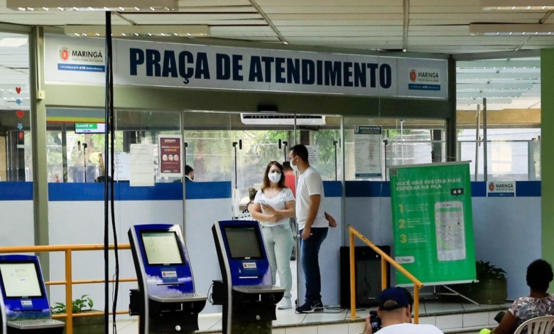 Contribuintes têm novo prazo para fazer o Refis em Maringá 1 praca atendimento Contribuintes têm novo prazo para fazer o Refis em Maringá