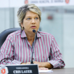 cris lauer Ex-vereadora, Cris Lauer, cassada por improbidade continua inelegível até 2036