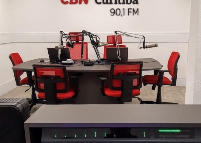 CBN Curitiba deixa de ser do grupo Malucelli 1 CBN Curitiba CBN Curitiba deixa de ser do grupo Malucelli