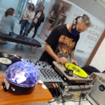 WhatsApp Image 2021 12 10 at 08.50.54 Viniltagem sorteia toca-discos em feira em Maringá