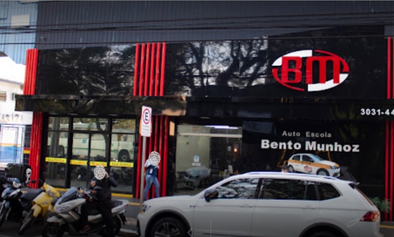 auto escola 1 1 Autoescola anoitece mas não amanhece