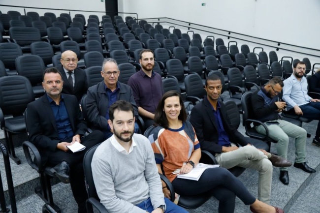 Após aprovação de lei na Câmara, Maringá se prepara para receber tecnologia 5G 2 bruna camara 5g Após aprovação de lei na Câmara, Maringá se prepara para receber tecnologia 5G