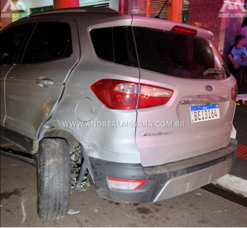 Mulheres ficam feridas durante acidente no centro de Maringá 2 acidente Mulheres ficam feridas durante acidente no centro de Maringá