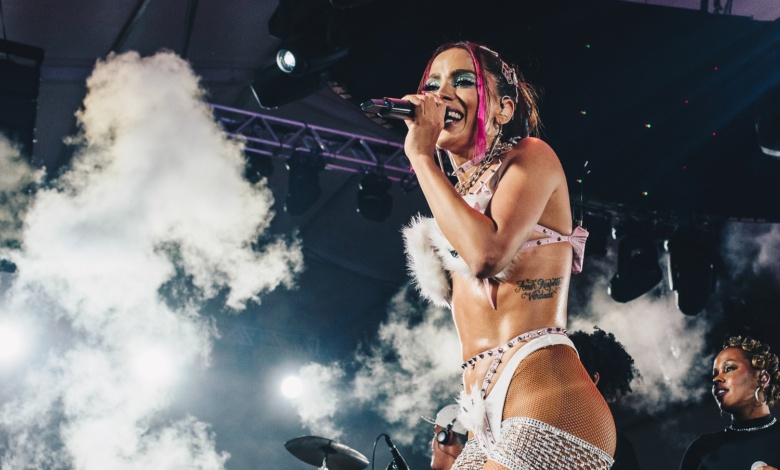 No auge da carreira, Anitta encerra sua turnê de Carnaval em Curitiba 1 D Ensaio da Anitta 13.02.22 por Felipe Gomes 094 No auge da carreira, Anitta encerra sua turnê de Carnaval em Curitiba