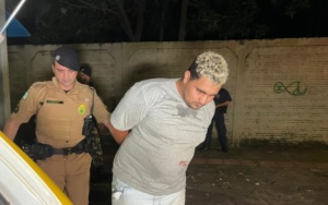 Mulher de 53 anos morre em suposto acidente na noite de sábado em Maringá 2 marido moto Mulher de 53 anos morre em suposto acidente na noite de sábado em Maringá