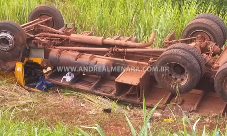 Motorista morre de acidente em Doutor Camargo 1 acidente pr 323 Motorista morre de acidente em Doutor Camargo