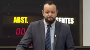 Câmara analisa denúncia contra Biazon, acusado de alterar documento público 2 biazon Câmara analisa denúncia contra Biazon, acusado de alterar documento público