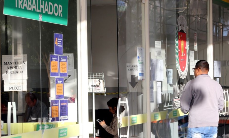 Agência do Trabalhador de Maringá inicia semana com 464 vagas de emprego; única empresa oferta 62 oportunidades 1 trabalhador Agência do Trabalhador de Maringá inicia semana com 464 vagas de emprego; única empresa oferta 62 oportunidades