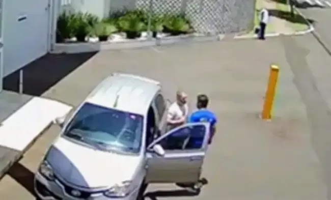 Troca de agressão entre advogado e médico em Maringá 1 agressao Troca de agressão entre advogado e médico em Maringá