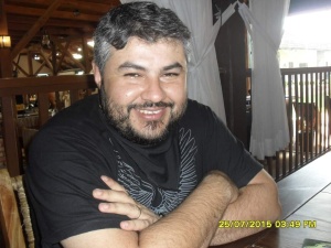 Motociclista morre ao sofrer acidente no Contorno Sul 2 professor Motociclista morre ao sofrer acidente no Contorno Sul