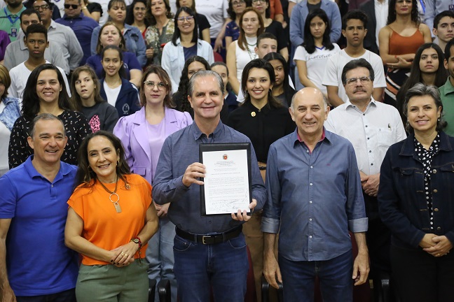 Em avanço histórico, Prefeito Ulisses Maia empossa 1ª secretária da Pessoa com Deficiência de Maringá 1 secretaria da Pessoa com Deficiencia Em avanço histórico, Prefeito Ulisses Maia empossa 1ª secretária da Pessoa com Deficiência de Maringá