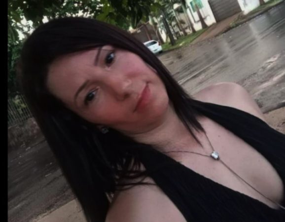 Professora morre ao capotar carro na rodovia de Floresta 2 professora e1695322359432 Professora morre ao capotar carro na rodovia de Floresta