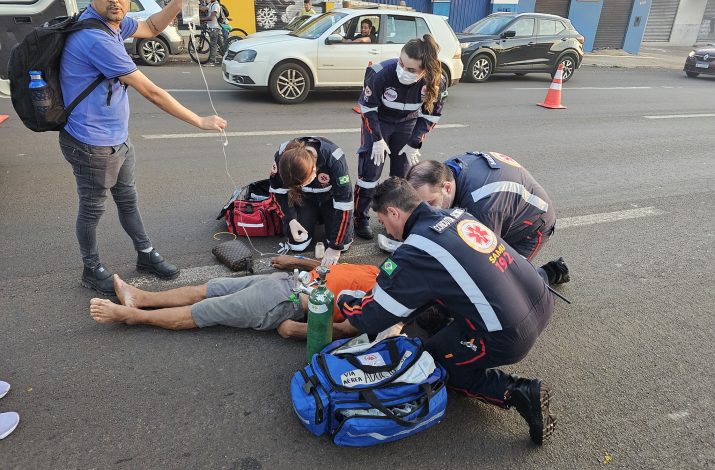 Ciclista de 64 anos que foi atropelado por moto morre no hospital 1 acidente ciclista e1698161306609 Ciclista de 64 anos que foi atropelado por moto morre no hospital