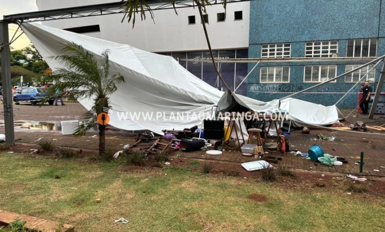 Tenda desaba com forte chuva e deixa 8 pessoas feridas em Maringá 1 tempestade 1 e1696787692598 Tenda desaba com forte chuva e deixa 8 pessoas feridas em Maringá