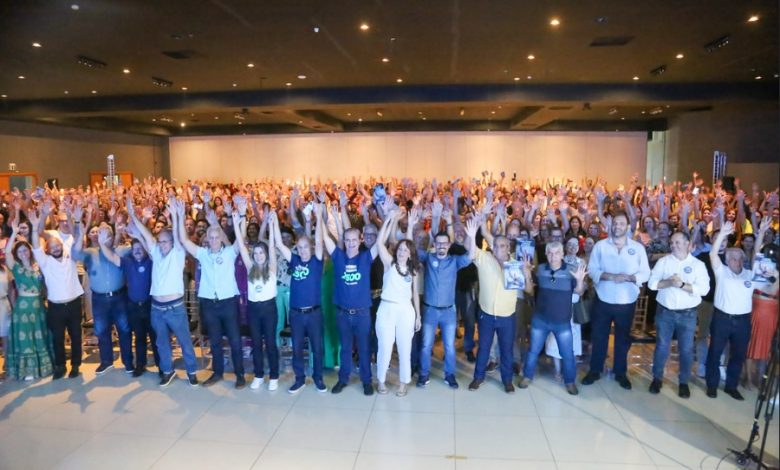 Ulisses Maia e Edson Scabora reúnem mais de mil pessoas em prestação de contas 1 ulisses 2 Ulisses Maia e Edson Scabora reúnem mais de mil pessoas em prestação de contas