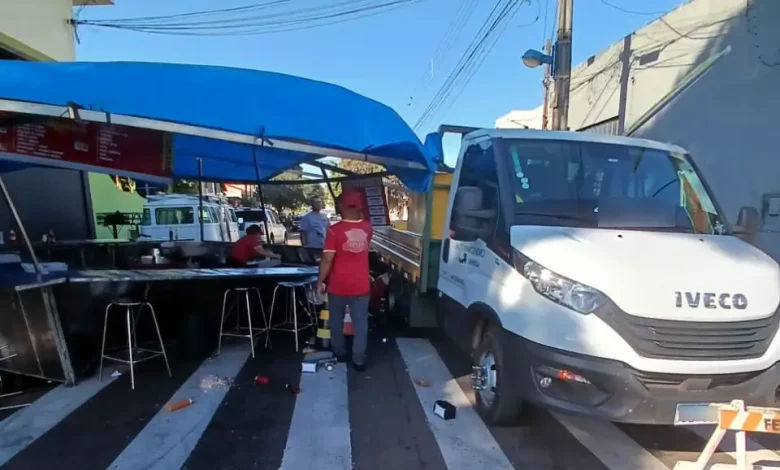 Acidente até na feira livre 1 Acidente0603 1 Acidente até na feira livre