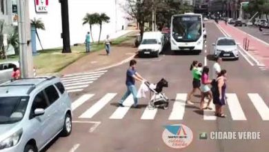 Foto de Sempre atento no trânsito