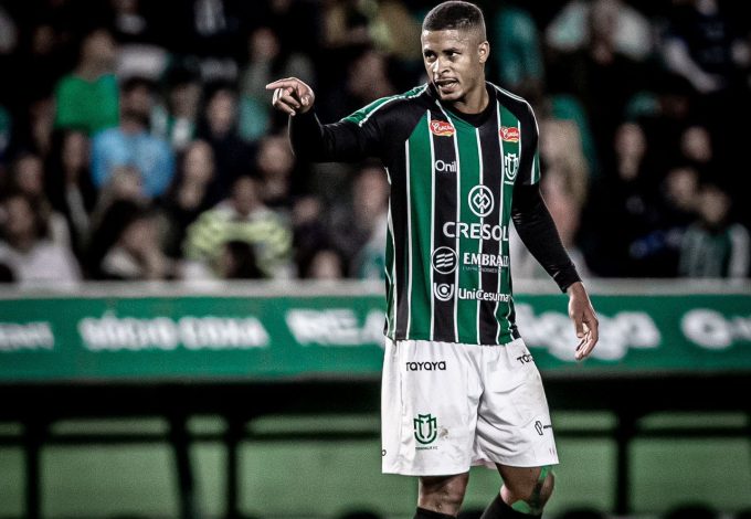 Tito vê vice-campeonato paranaense do Maringá como bom parâmetro para a Série D: “Nos dá confiança” 1 unnamed 1 e1713526180378 Tito vê vice-campeonato paranaense do Maringá como bom parâmetro para a Série D: “Nos dá confiança”