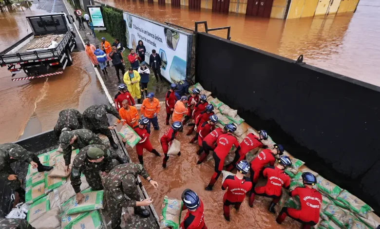Rio Grande do Sul contabiliza 56 mortes devido a fortes chuvas 1 RIO GRANDE DO SUL Rio Grande do Sul contabiliza 56 mortes devido a fortes chuvas