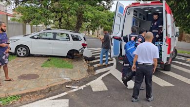 Foto de Avanço de preferencial causa acidente
