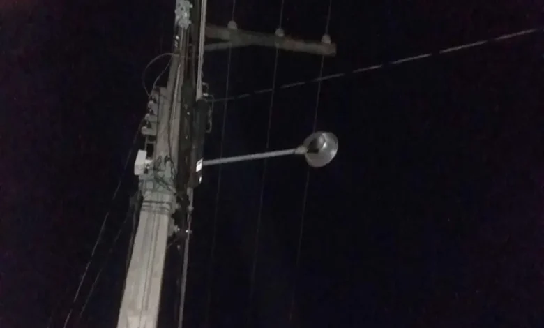 Vereadores cobram esclarecimentos da PPP da Iluminação 1 POSTE Vereadores cobram esclarecimentos da PPP da Iluminação