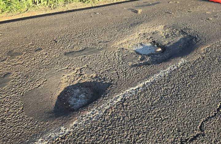 Após tragédia buracos no asfalto são tapados 1 buraco contorno Após tragédia buracos no asfalto são tapados