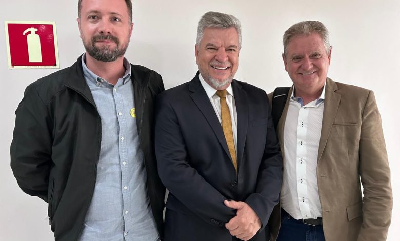 Delegado Jacovós anuncia recursos para Nova Esperança 1 jacovos Delegado Jacovós anuncia recursos para Nova Esperança