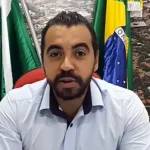 Rafael Poli Marialva: Sete contratos sem licitação