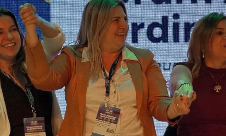 Adriana Palmieri Secretária de Educação de Maringá não comparece à convocação da câmara