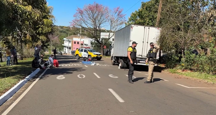 Rapaz morre de acidente de moto na Avenida das Palmeiras 1 acidente moto Rapaz morre de acidente de moto na Avenida das Palmeiras