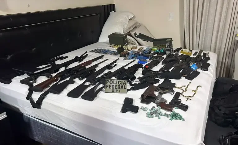 Operação contra tráfico de armas 1 apreensao armas policia federal Operação contra tráfico de armas