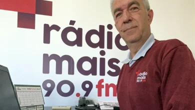 Foto de Programação musical, conteúdo informativo e entretenimento