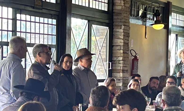 Chapa que defende alternância na Sociedade Rural de Maringá realiza encontro e destaca apoio dos associados 1 henrique pinto Chapa que defende alternância na Sociedade Rural de Maringá realiza encontro e destaca apoio dos associados