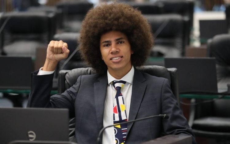 Nota da assessoria do deputado estadual Renato Freitas (PT-PR) 1 renato freitas Nota da assessoria do deputado estadual Renato Freitas (PT-PR)