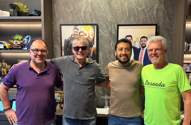 Museu Esportivo de Maringá lidera movimento para o reconhecimento na CBF dos dois títulos nacionais do extinto Grêmio Esportivo Maringá 2 WhatsApp Image 2025 10 28 at 11.59.02 Museu Esportivo de Maringá lidera movimento para o reconhecimento na CBF dos dois títulos nacionais do extinto Grêmio Esportivo Maringá