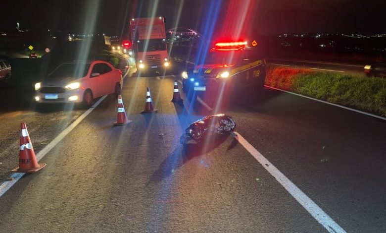 Homem de 46 anos morre ao ser atropelado por carro na rodovia de Marialva 1 acidente Homem de 46 anos morre ao ser atropelado por carro na rodovia de Marialva