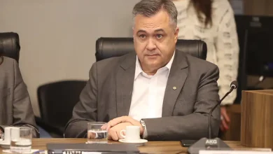 Deputado Arilson questiona possível desvio milionário em tratamentos renais 4 Foto de Deputado Arilson questiona possível desvio milionário em tratamentos renais