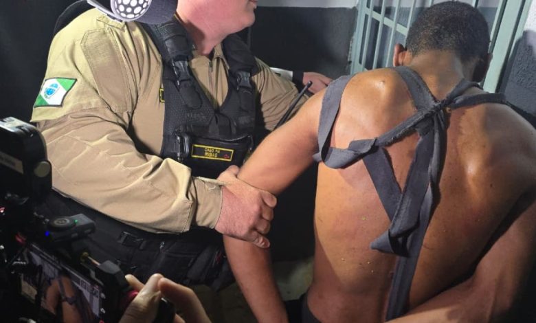 Homem é preso novamente por mostrar órgão genital para mulheres e crianças 1 preso mostrar orgao Homem é preso novamente por mostrar órgão genital para mulheres e crianças