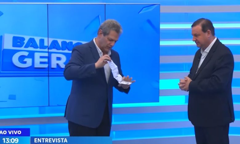 Prefeito Silvio Barros divulga na TV cadastro sigiloso de contribuinte maringaense 1 silvio barros iptu Prefeito Silvio Barros divulga na TV cadastro sigiloso de contribuinte maringaense