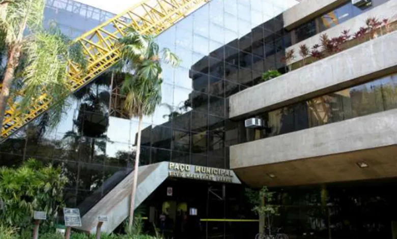 Prefeitura de Maringá consta como inadimplente 1 paco municipal maringa Prefeitura de Maringá consta como inadimplente