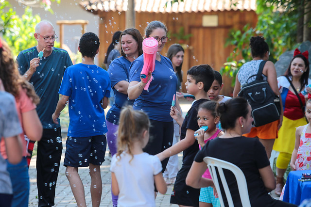 54848161613 f220ac6411 z Natal Solidário da Sociedade Rural de Maringá leva manhã de acolhimento e alegria a duas mil crianças